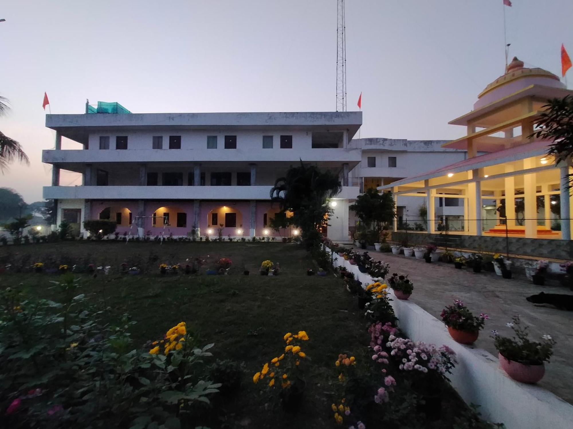 Vedic Villa Váránaszi Kültér fotó